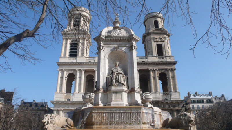 P1130234.JPG - Eglise Saint-Sulpice et Fontaine